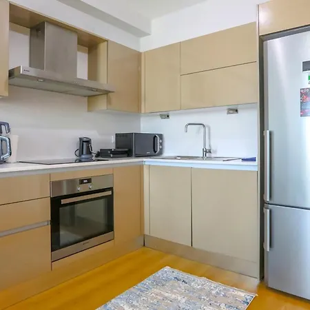 Διαμέρισμα Business-friendly Res With Pool In Fikirtepe *